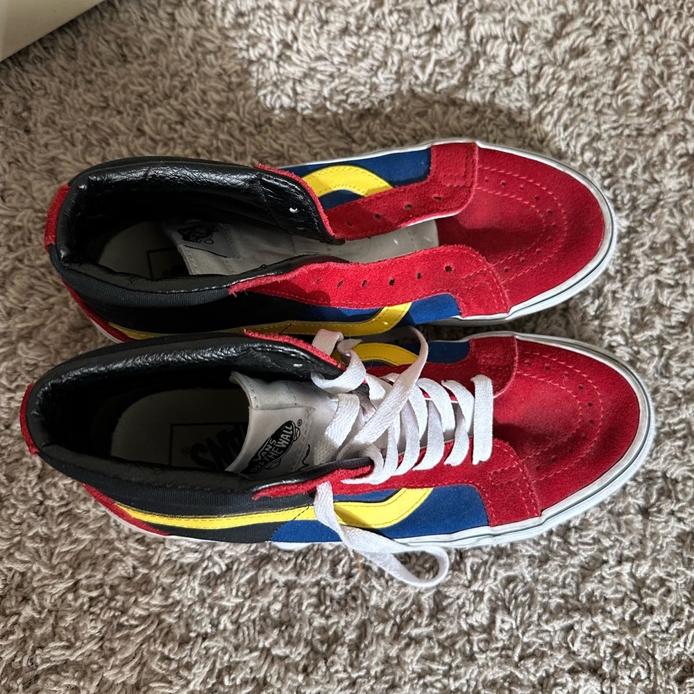 Vans - Picture 2 of 5